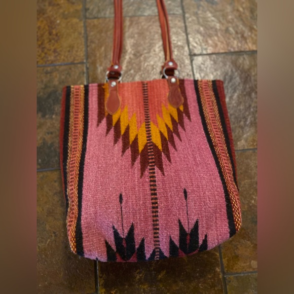 Artsy eclectic handwoven wool rustic boho Western pink burgundy leather purse - Picture 9 of 10